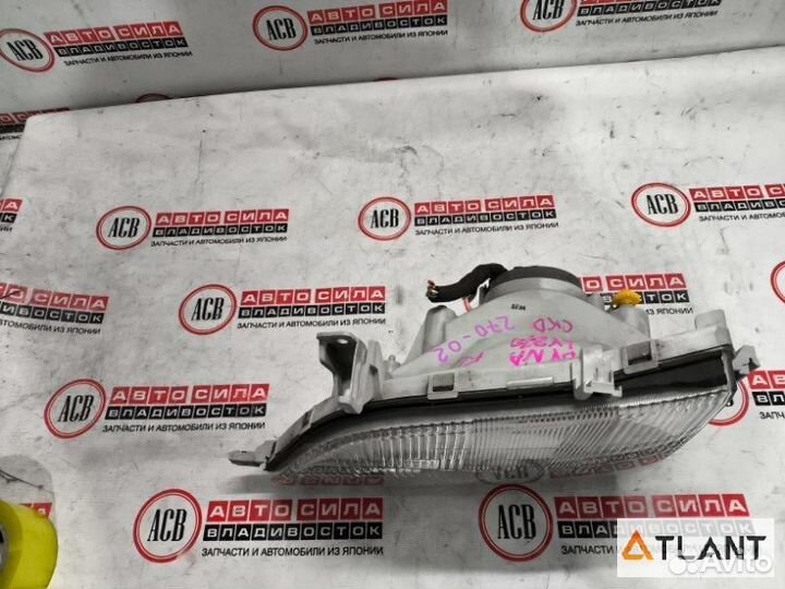 Фара левая toyota dyna