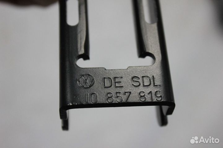 Крепление ремня безопасности VAG