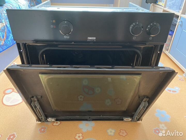 Духовой шкаф