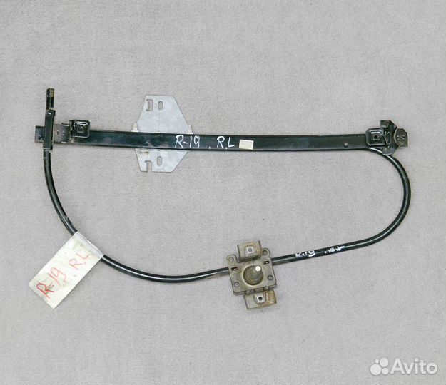 Стеклоподъемник задний левый Renault 19 98г