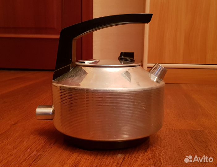 Электрочайник 2л СССР 1972 г рабочий металлический