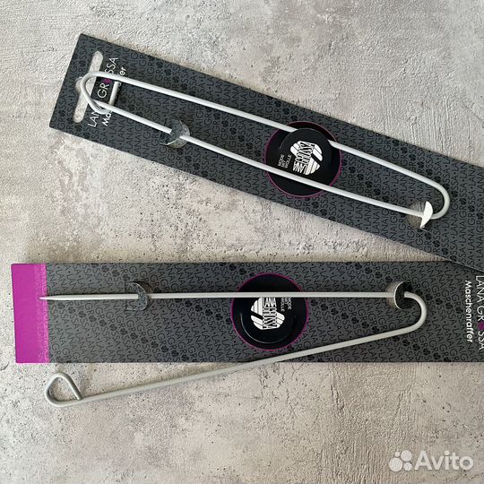 Металлическая булавка Lana Grossa