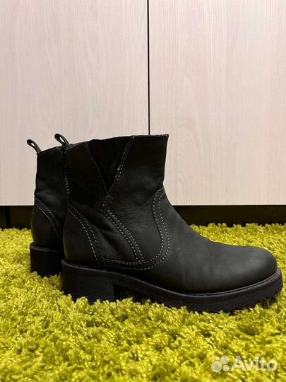 Ботинки женские 37 размер