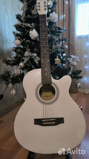 Акустическая гитара