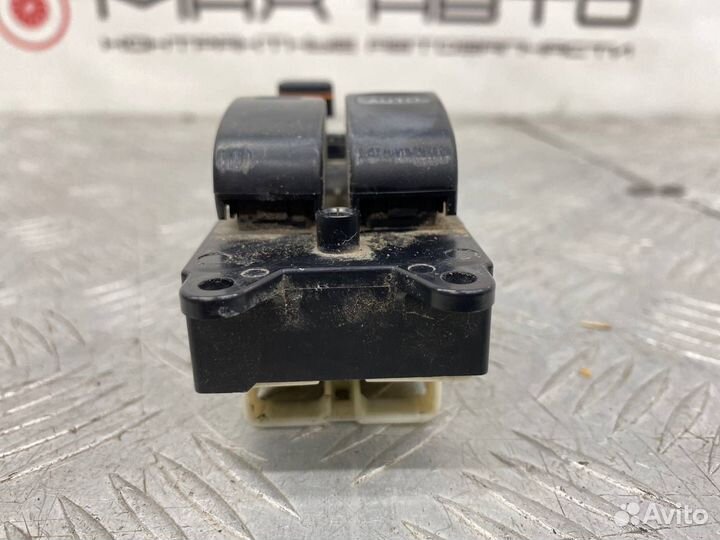 Б/У блок управления стеклоподъемника (кнопка)