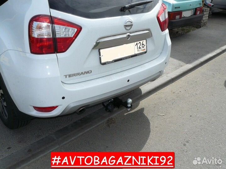 Фаркоп (тсу) под квадрат для nissan Terrano с 2014
