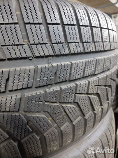 Hankook Winter I'Cept Evo2 W320 285/45 R21 113V