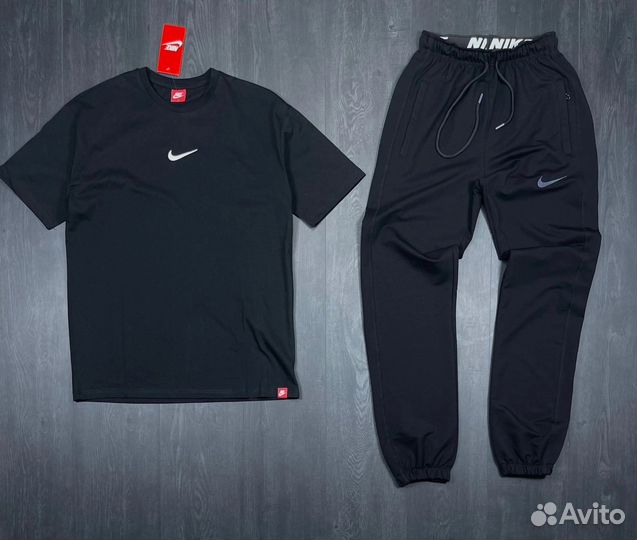 Летние костюмы Nike