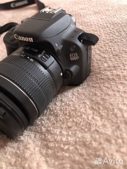 Зеркальный фотоаппарат canon EOS 100D