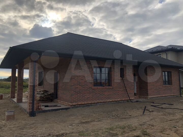 Коттедж 139 м² на участке 12 сот.