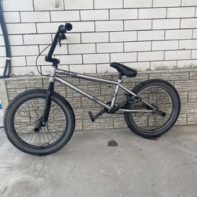 Трюковой велосипед bmx