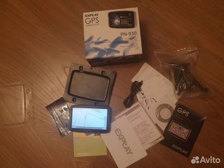 Gps навигатор Explay PN-930 + Новые карты Навител