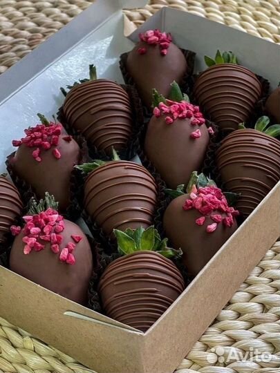 Клубника в шоколаде на 8 марта