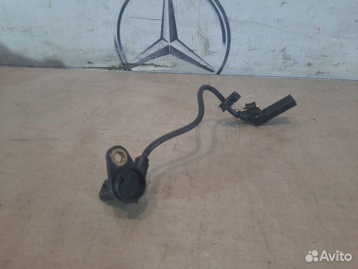 Датчик коленвала Bmw 320 F30 N20B20B 2012