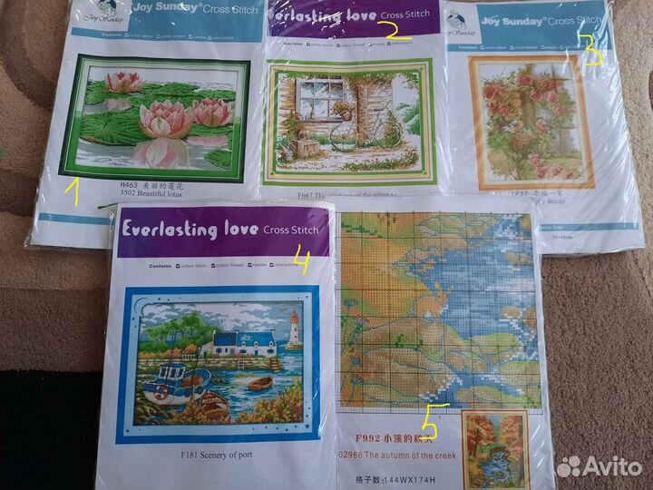 Наборы для вышивания разные