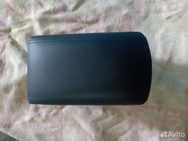 Подлокотник на хюндай солярис