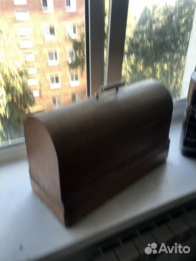 Старинная Швейная машина