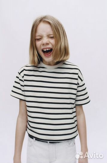 Футболка zara для девочки 140 в наличии