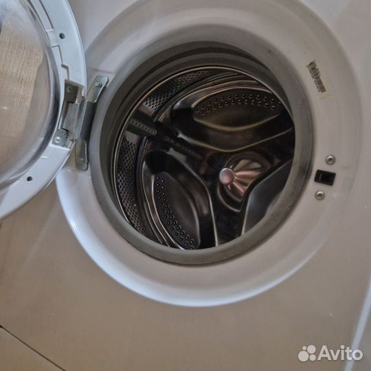 Стиральная машина Indesit. Доставка