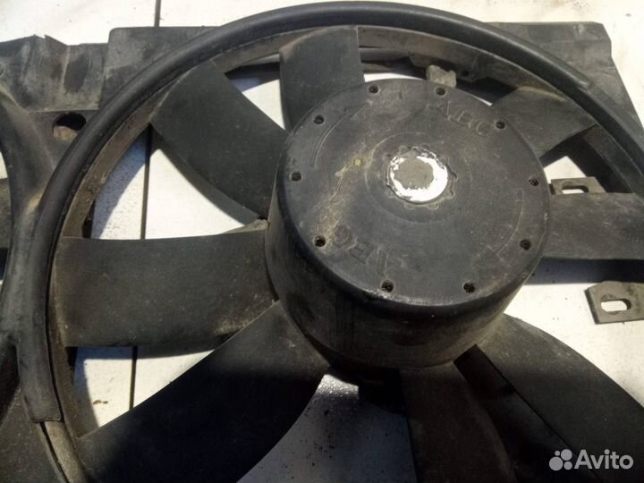 Вентилятор охлаждения Mercedes-Benz C-Класс