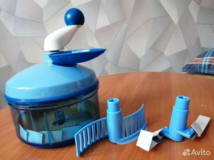 Кухонный комбайн тапервер