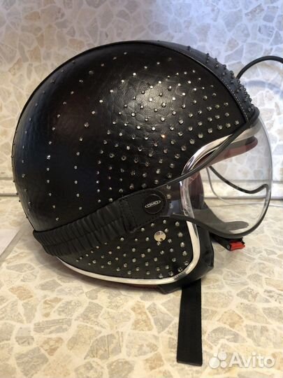 Эксклюзивный мотошлем Baruffaldi Swarovski