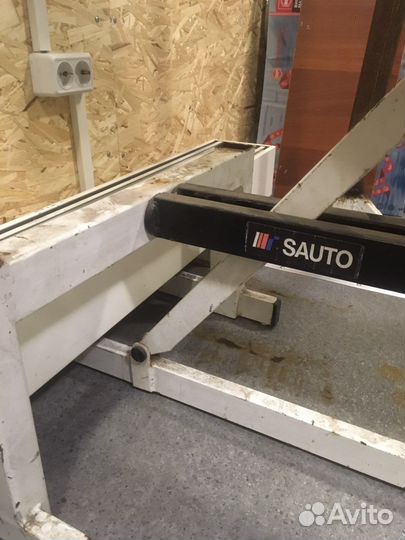 Скамья для жима со стойками