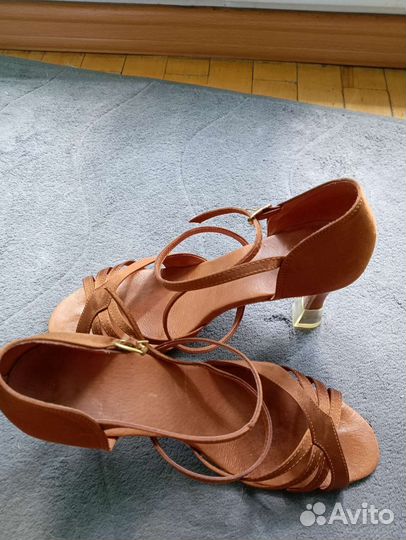 Босоножки для бальных танцев
