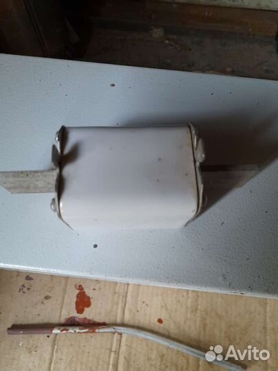 Предохранитель