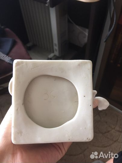 Статуэтка Доярка фарфор СССР