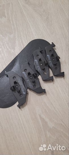 Тормозные колодки передние seat