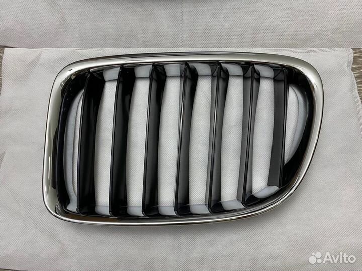 Решетка радиатора BMW X1 E84 бмв Х1 Е84 бу б/у нов