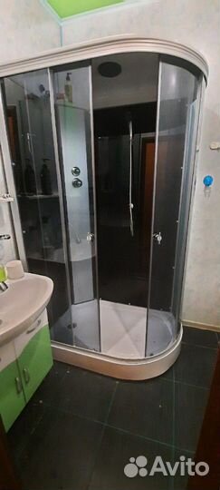 Сборка душевых кабин