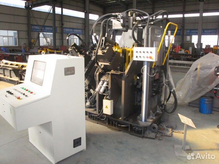 Автоматический станок для пробивки отверстий