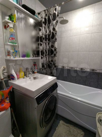 2-к. квартира, 44 м², 1/9 эт.