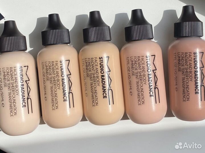Mac тональный крем face and body