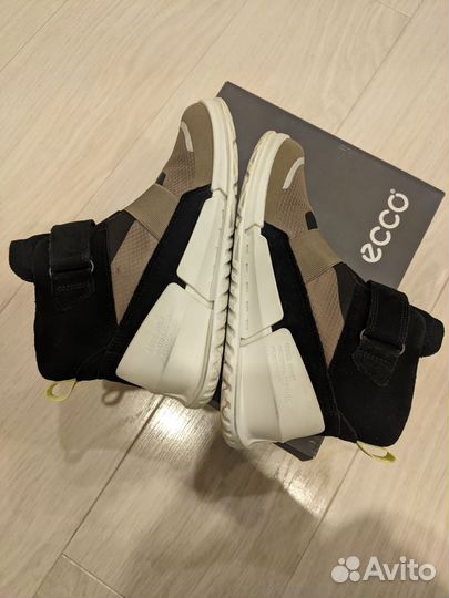 Ботинки ecco biom k 32