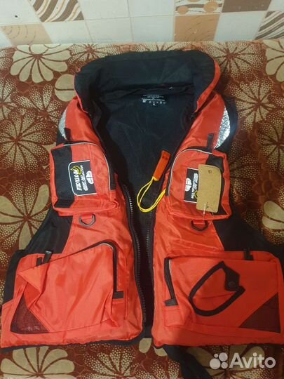 Спасательный жилет взрослый