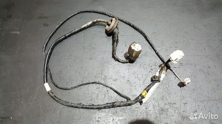 Проводка топливного насоса Subaru Forester SG5