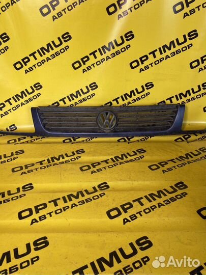 Решетка радиатора Volkswagen Polo 3
