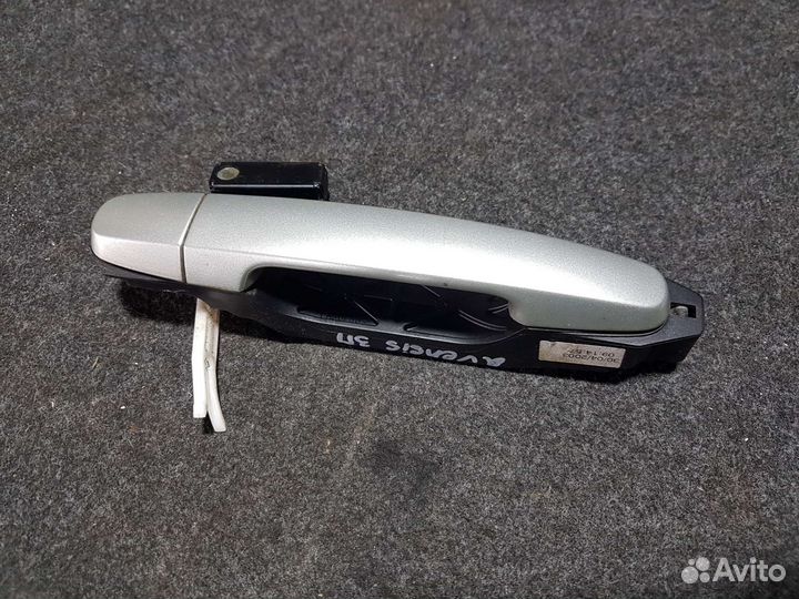 Ручка задняя правая Toyota Avensis T25