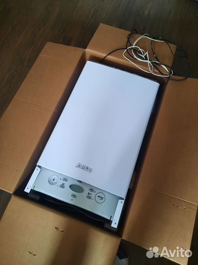 Котел отопительный настенный двухконтурный