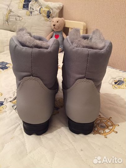 Лыжные ботинки детские