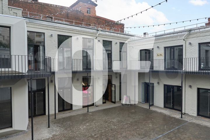 Продам здание, 1953 м²