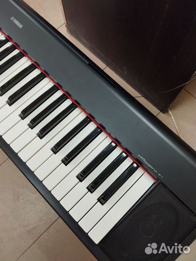 Цифровое пианино Yamaha NP-11 Piaggero B