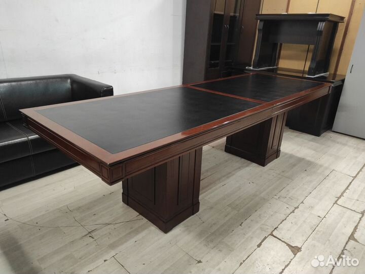 Стол переговоров 2 части (кожа/шпон) б/у 02250