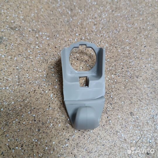 Крючок ручки потолка Volvo S60 1, S80