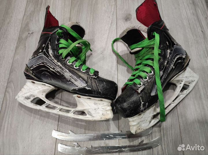Хоккейные коньки bauer x800