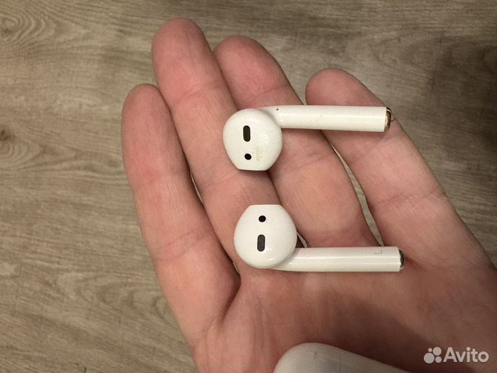 Airpods 2