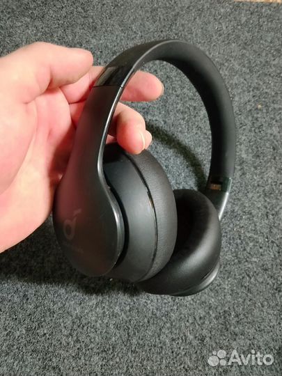 Беспроводные наушники